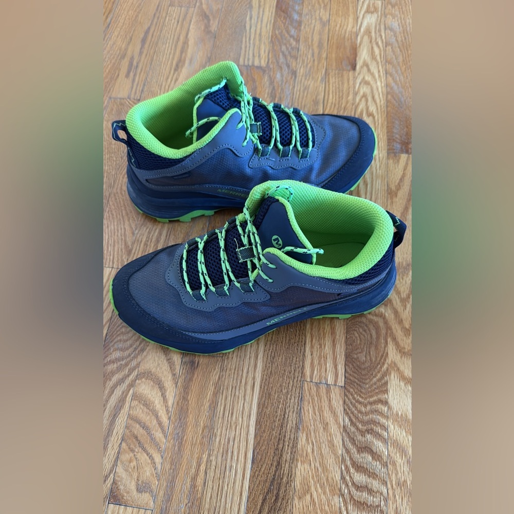 Big Kids Size 6 Merrell Waterproof Hiking Boot - EUC